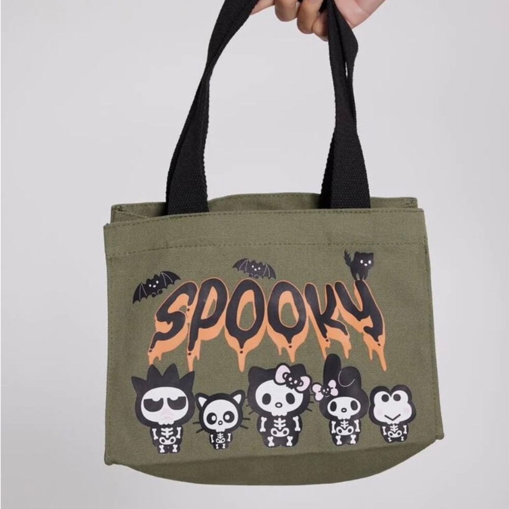 Hello Kitty and Friends Spooky tote bag